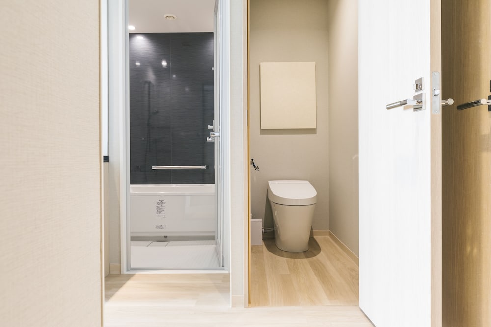 スーペリアコーナーツイン バスルーム0 | ホテル八重の翠東京