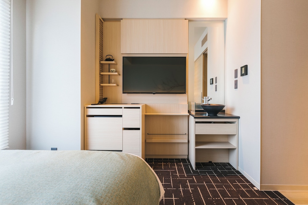 スーペリアシングル 客室9 | ホテル八重の翠東京