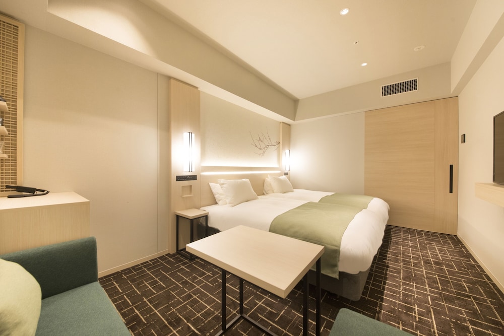 モデレートツイン 客室1 | ホテル八重の翠東京
