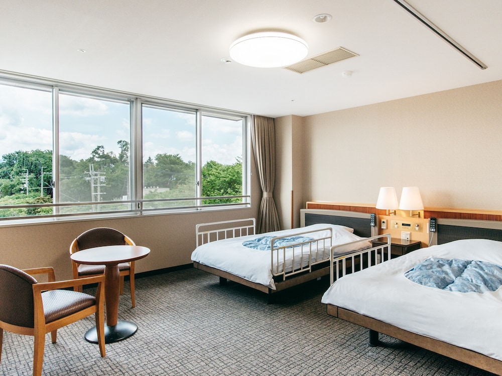 バリアフリー対応客室 (バス付) 禁煙 | 亀の井ホテル 富田林