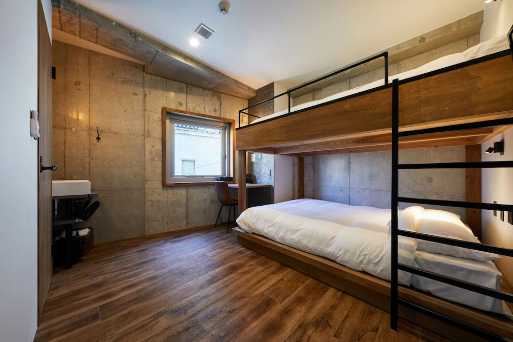 スタンダード ダブルルーム ダブルベッド 2 台 禁煙 客室6 | mizuka Nakasu 5 - unmanned hotel -