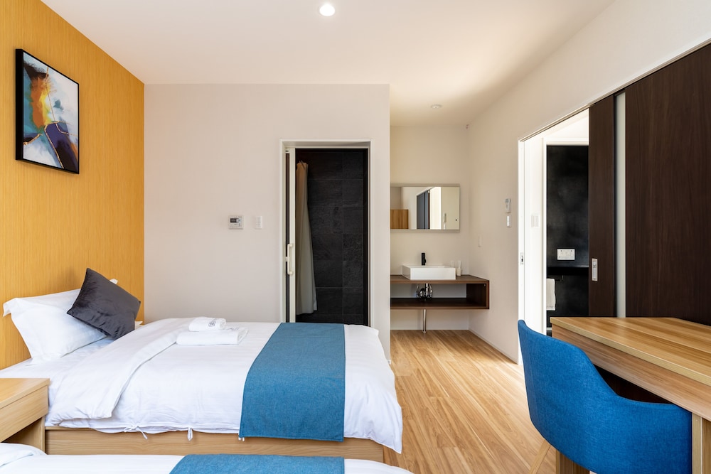 ラグジュアリー ヴィラ 客室5 | Luxury Hillside Villa with Sea Views