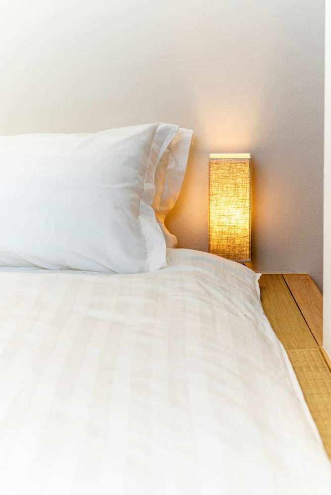 一棟貸し 客室5 | Luxury Hillside Villa with Sea Views