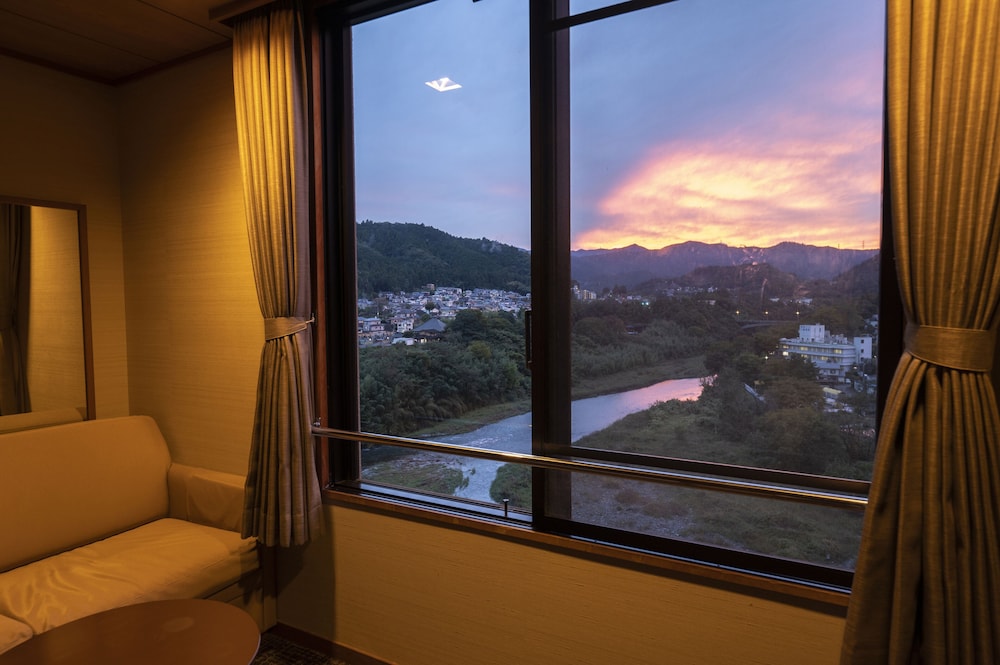 リバーフロントトリプル (シャワーブース付) 禁煙 部屋からの景観0 | 亀の井ホテル 青梅