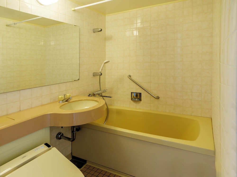 ファミリーフォース(バス付) バスルーム0 | 亀の井ホテル 青梅