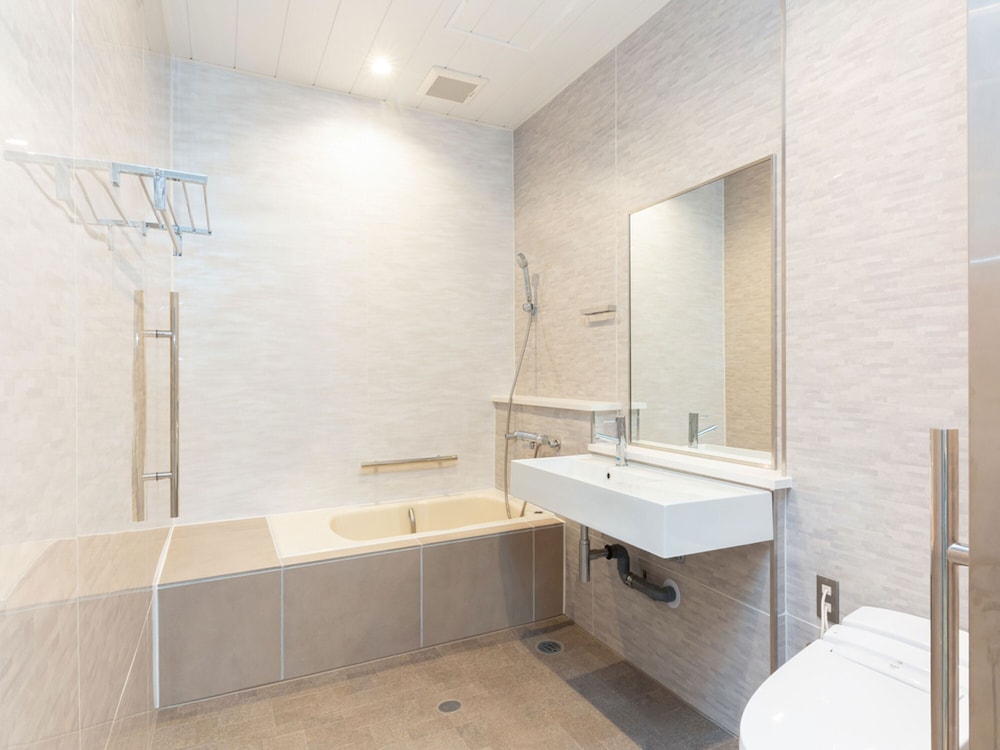 アクセシブルルーム(バス付) バスルーム0 | 亀の井ホテル 青梅