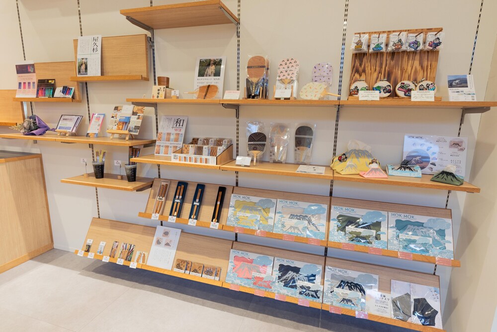 ギフト ショップ1 | ユー スタイル ホテル マリン