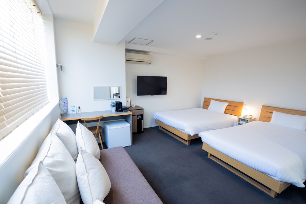 ファミリールーム (ダブルベッド x 1, セミダブルベッド x 1) [禁煙] 客室1 | ユー スタイル ホテル マリン