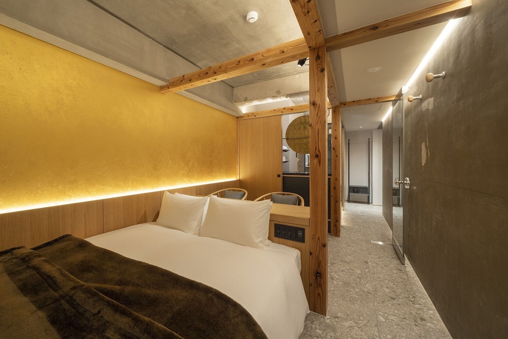 ダブルルーム 客室1 | Kyoto ITOYA Hotel Mon (京都糸屋ホテル モン)