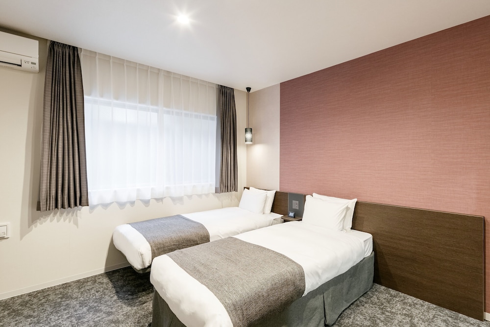 スーペリア ツインルーム 客室1 | エムズホテル 京都駅KASUGA