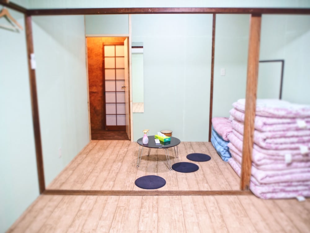 4 人部屋 | TRIP BASE COCONEEL