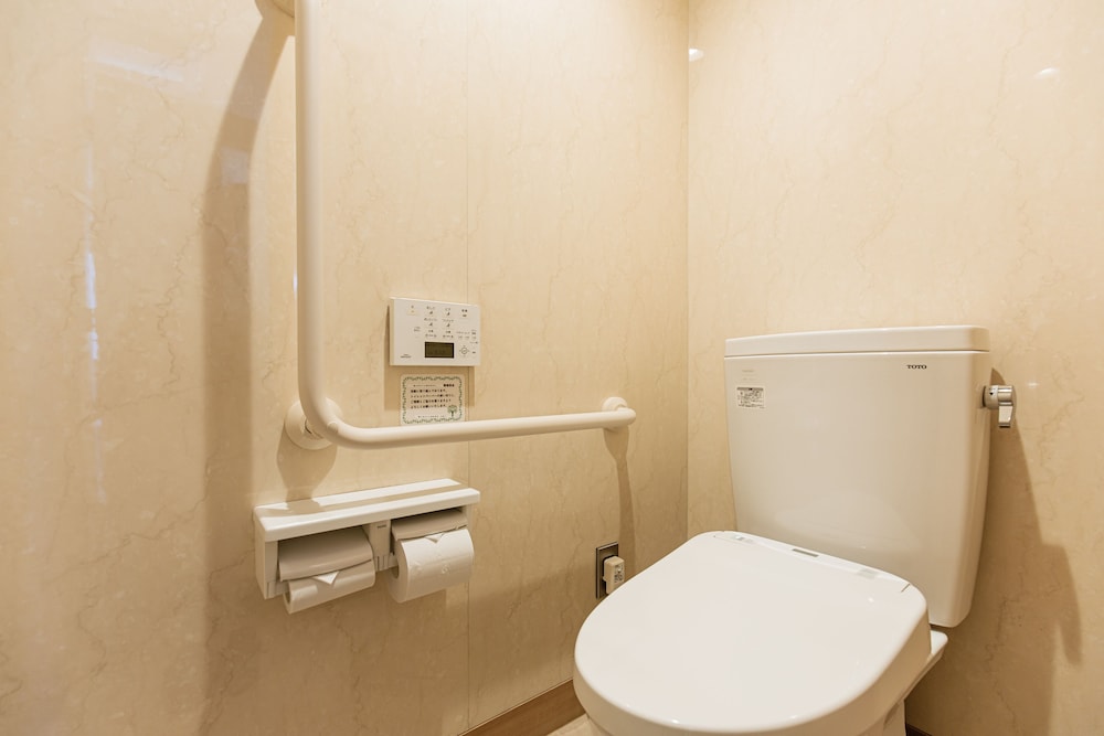 ビューバスデラックス洋室 禁煙 客室1 | 亀の井ホテル 知多美浜