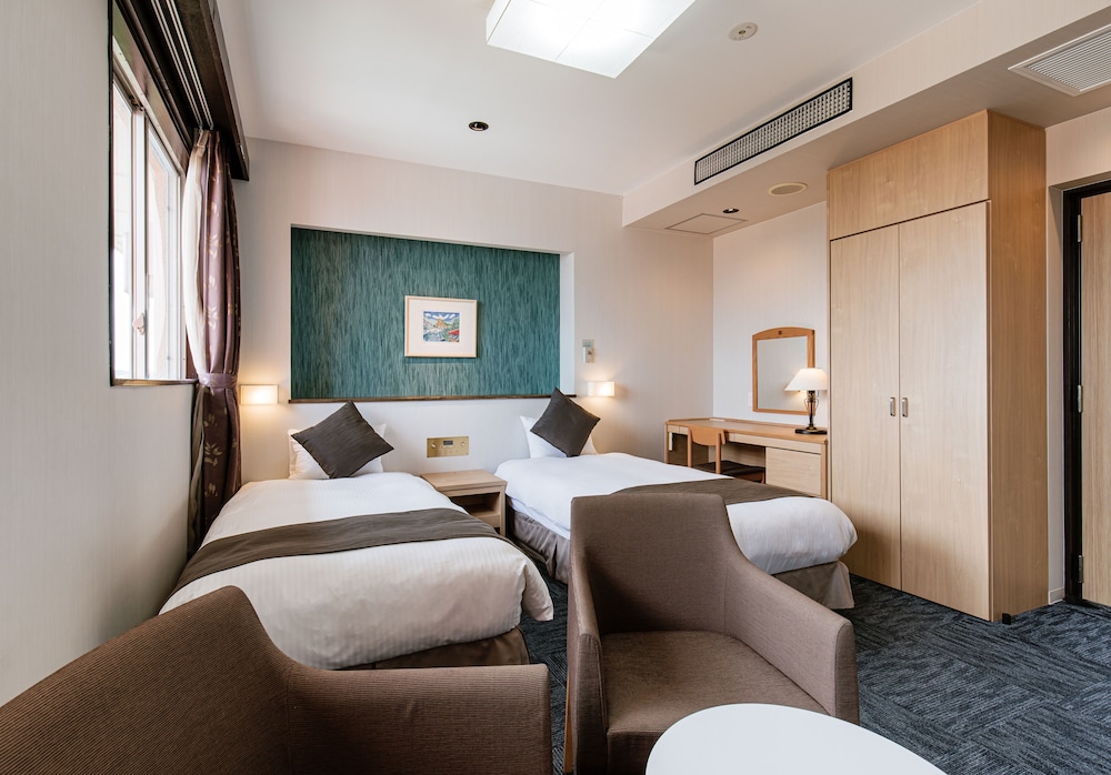 スタンダードツイン (バス付) 禁煙 客室2 | 亀の井ホテル 知多美浜