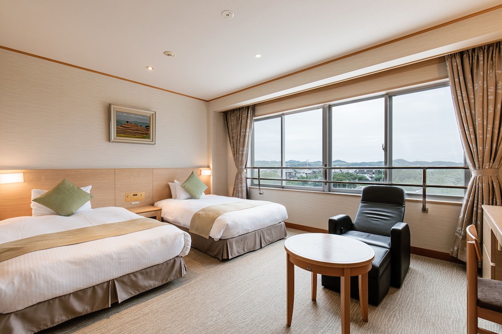 バリアフリーツイン（バス付）禁煙 客室2 | 亀の井ホテル 知多美浜