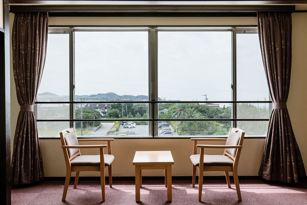 和室8畳 禁煙 客室2 | 亀の井ホテル 知多美浜