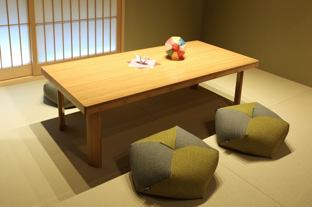 スタンダードファミリールーム 客室3 | 花明かり