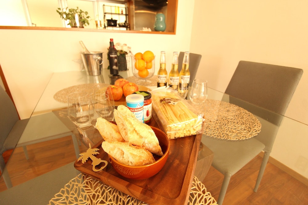 レストラン1 | Chatan Seaside American House AO レストラン1 | Chatan Seaside American House AO
