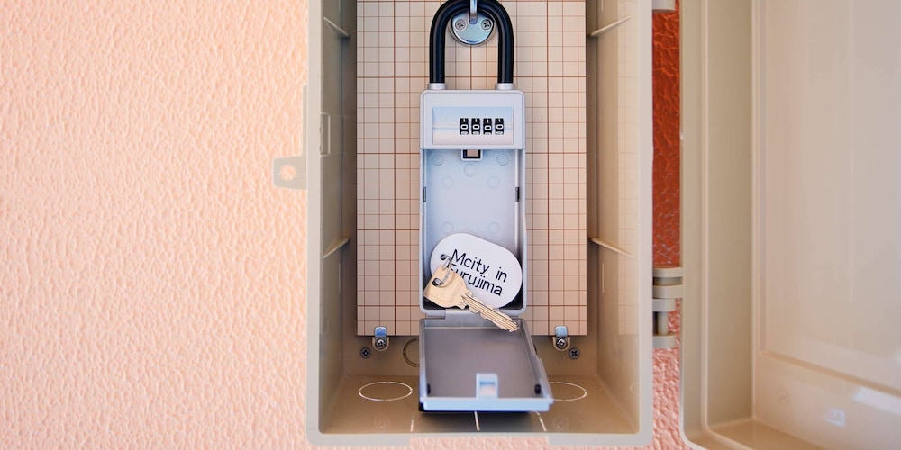 スタンダード ファミリールーム 102 客室の設備とサービス5 | Mcity in Furujima
