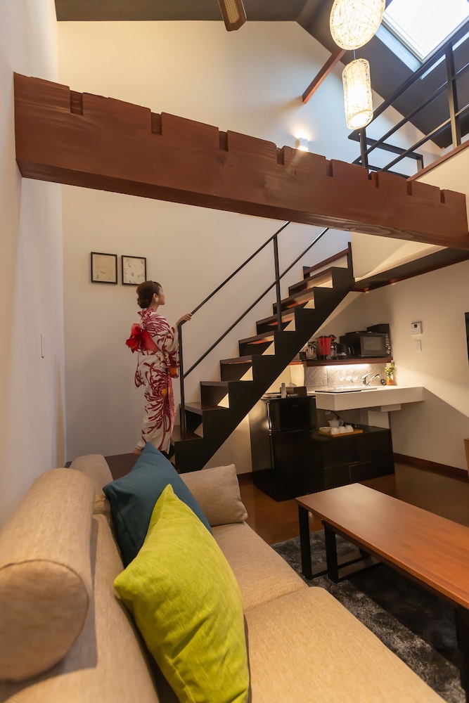 土蔵A リビング エリア0 | 飯塚邸