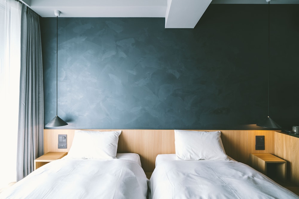 デラックス ツインルーム 客室1 | ランダバウト東京