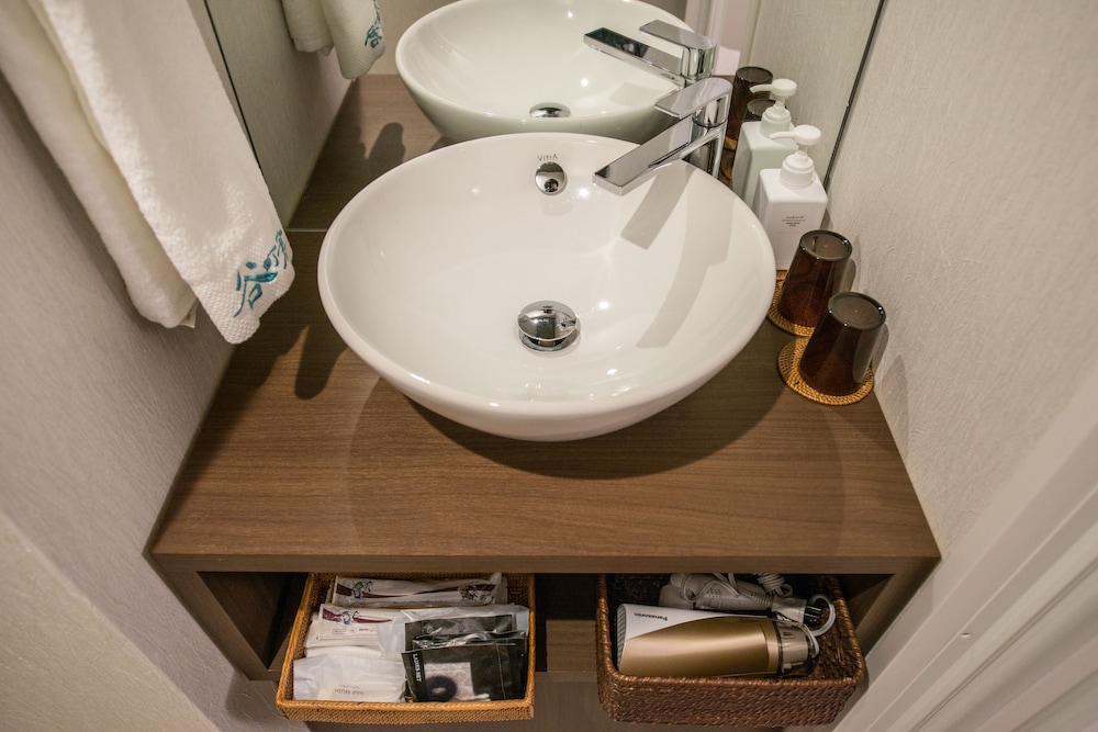 デラックス ツインルーム 客室3 | ホテル 松竹雲