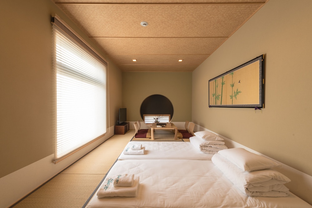 デラックス和室 | ホテル 松竹雲