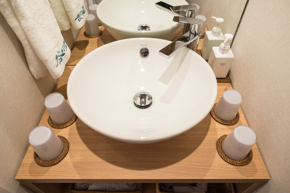 デラックス和室 バスルーム0 | ホテル 松竹雲