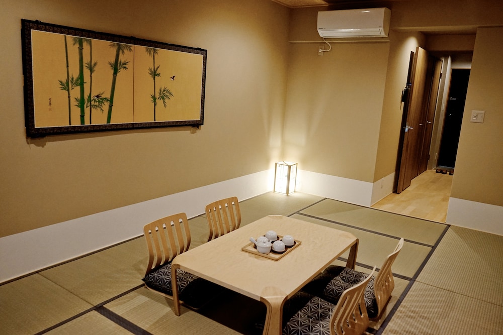 デラックス和室 客室3 | ホテル 松竹雲