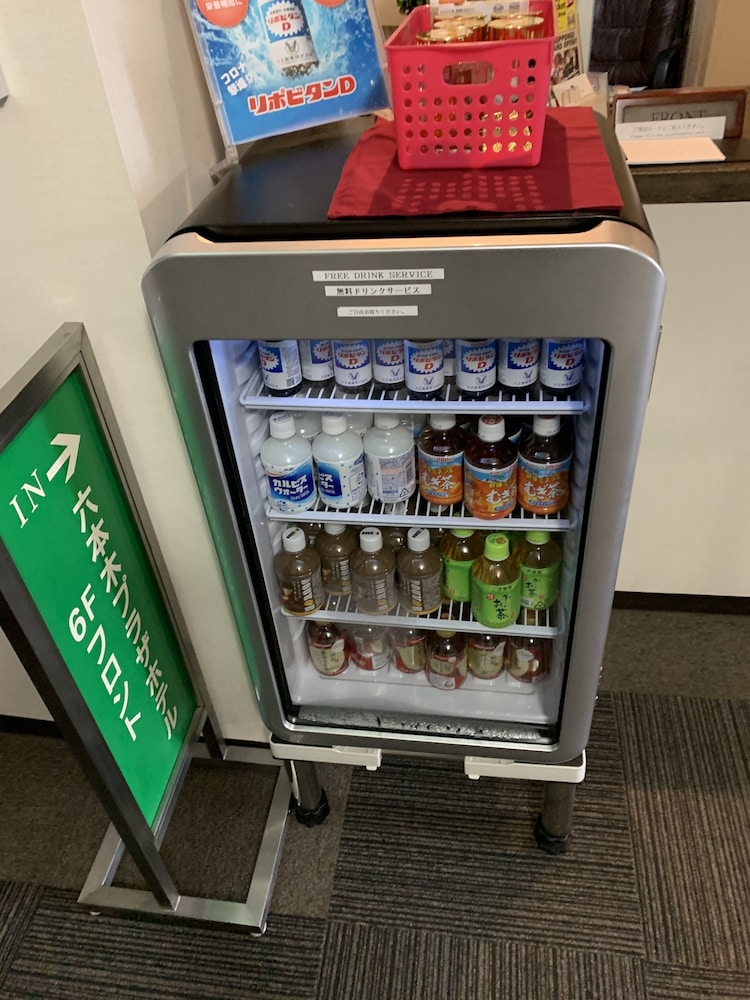 フロント1 | 六本木プラザホテル