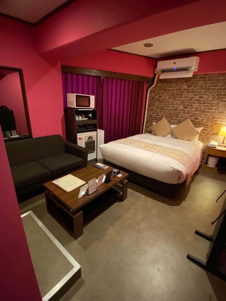 スーペリア ダブルルーム 禁煙 客室4 | 六本木プラザホテル