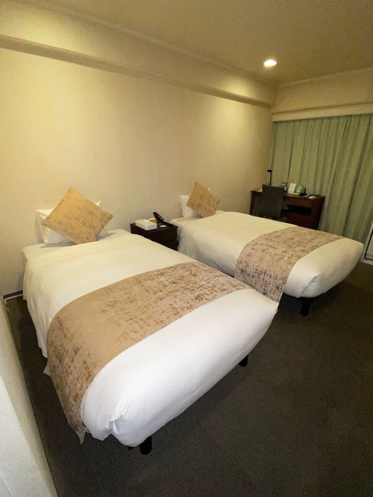 ベーシック ツインルーム 禁煙 | 六本木プラザホテル