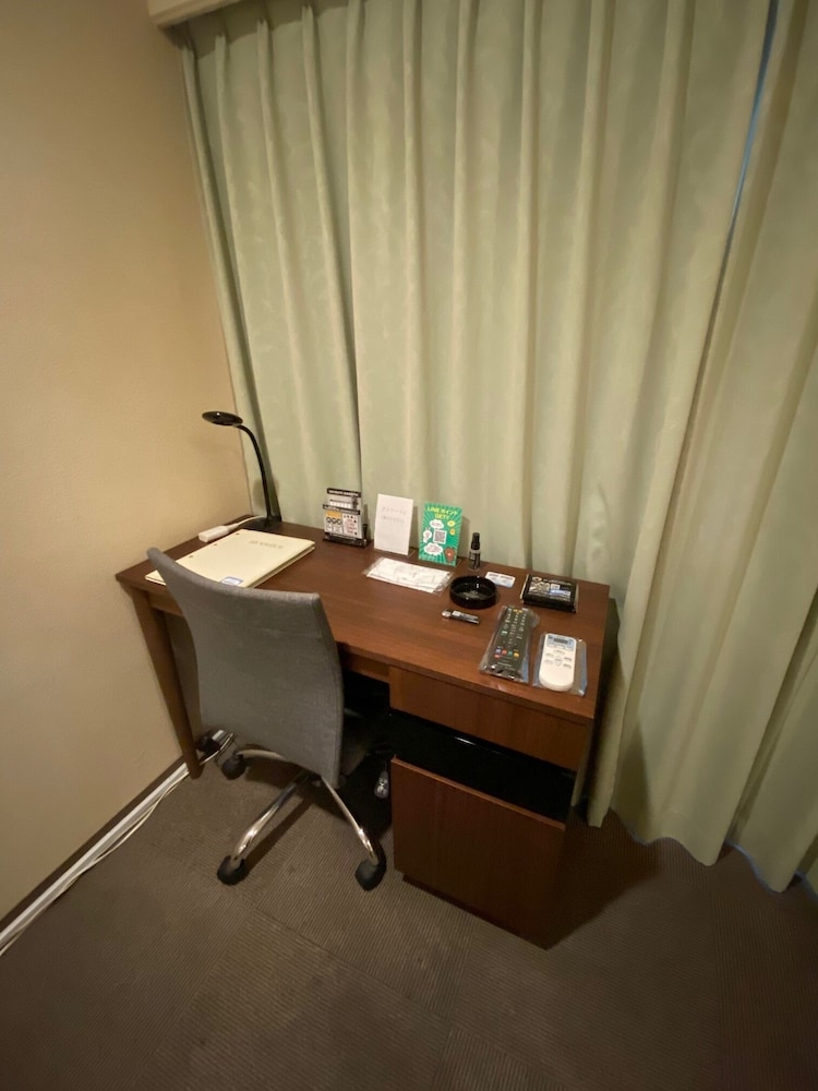 ベーシック ツインルーム 禁煙 客室2 | 六本木プラザホテル