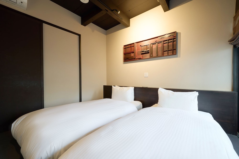 [朱] 2階建て京町家スイート 露天風呂付 禁煙 客室7 | Kyoto Machiya 銭屋町