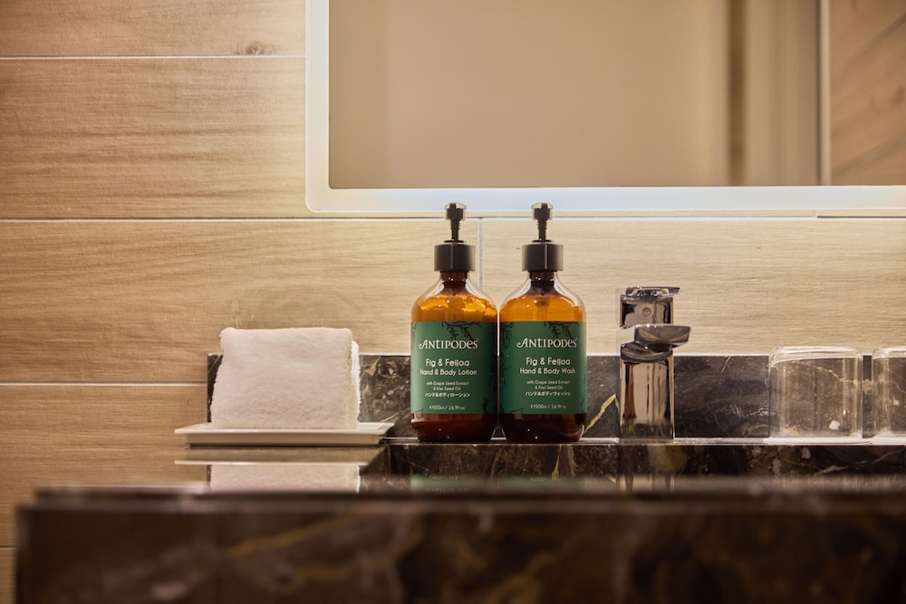 スイート 2 ベッドルーム ガーデンビュー (Floor 6) 客室3 | ANAクラウンプラザリゾート沖縄うるまヒルズ by IHG