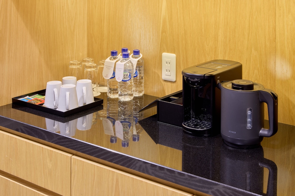 スイート 2 ベッドルーム ガーデンビュー (Floor 6) 客室6 | ANAクラウンプラザリゾート沖縄うるまヒルズ by IHG