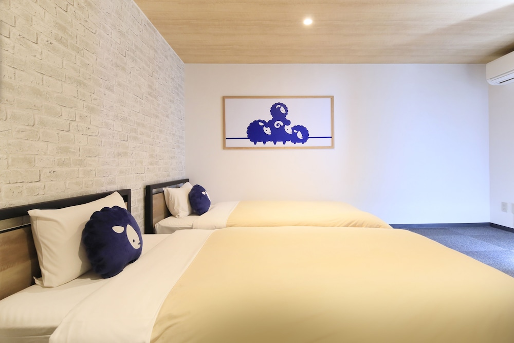 ツイン 客室2 | ココテル函館 - ホステル