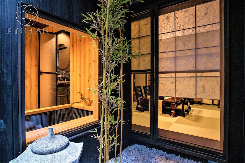 一棟貸し 客室2 | 京蘭 - 鏡月邸