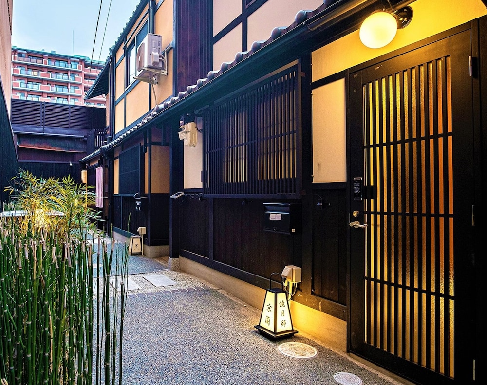 一棟貸し 外観1 | 京蘭 - 鏡月邸