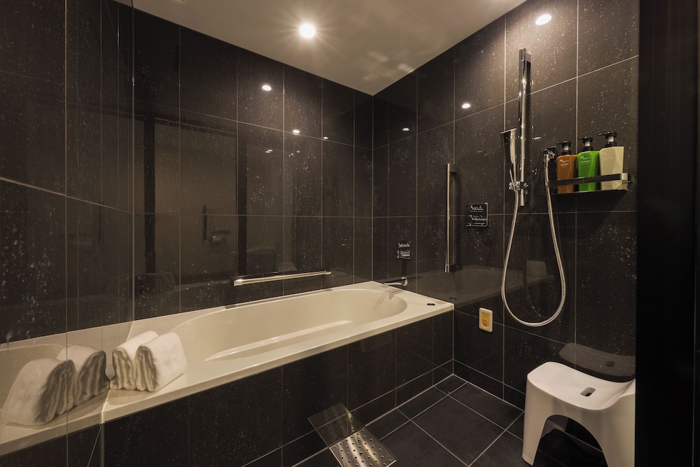 ツインルーム バリアフリー 禁煙 バスルーム1 | ホテルメトロポリタン川崎