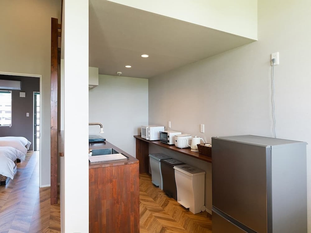 1室貸切 ロフト付き 専用キッチン4 | アレーズド・ヴィラ白保