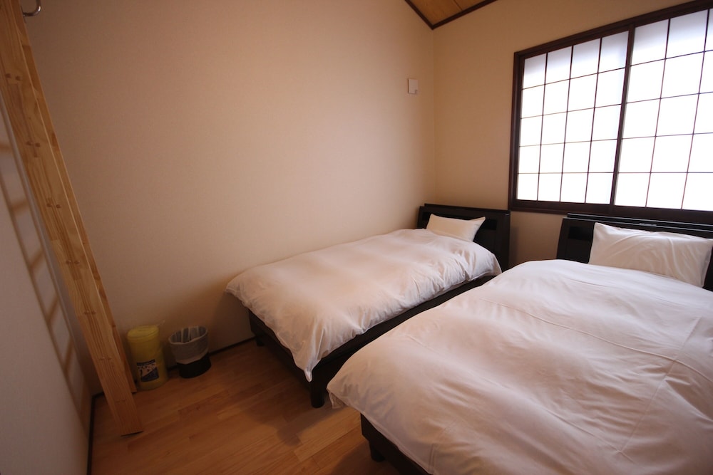 一棟貸し 客室8 | 宿家 白提庵