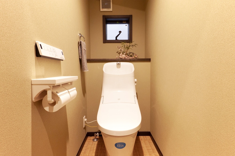 一棟貸し バスルーム1 | 宿家 浅草本館