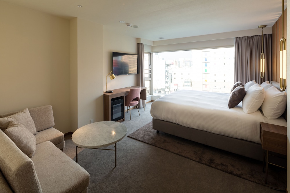 デラックスキングルーム リバービュー 最上階 禁煙 客室2 | ザ・ワンファイブ ヴィラ 福岡