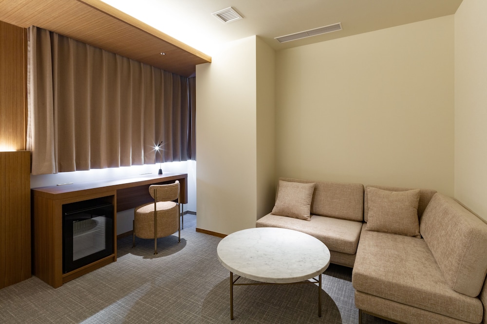 スーペリアキングルーム 禁煙 客室1 | ザ・ワンファイブ ヴィラ 福岡