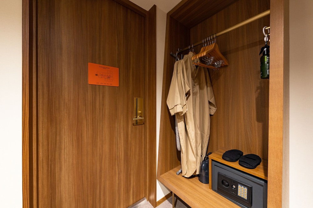 スタンダードキングルーム 禁煙 客室の設備とサービス0 | ザ・ワンファイブ ヴィラ 福岡