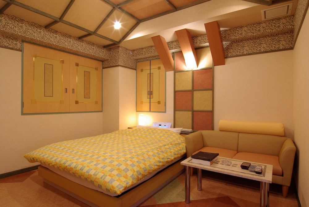 客室1 | ホテル湘南シレーヌ - 大人限定