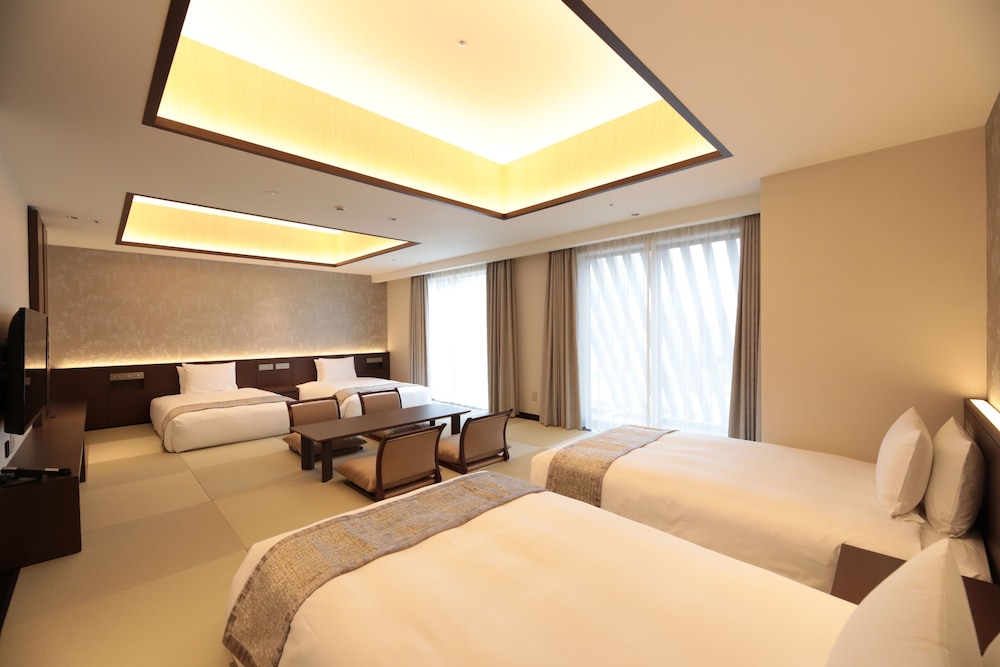 [禁煙] 和洋室/ 4ベッドルーム 客室1 | 東京イーストサイド ホテル櫂会