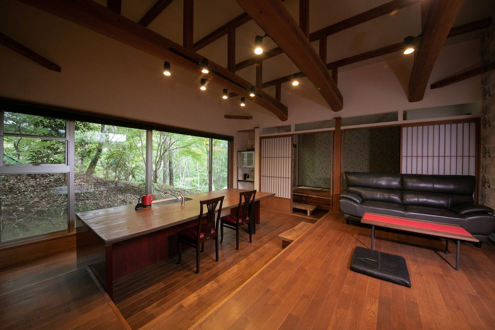 内風呂付離れ和室こはく(201) 禁煙 | インターヒル 翼 湯布院