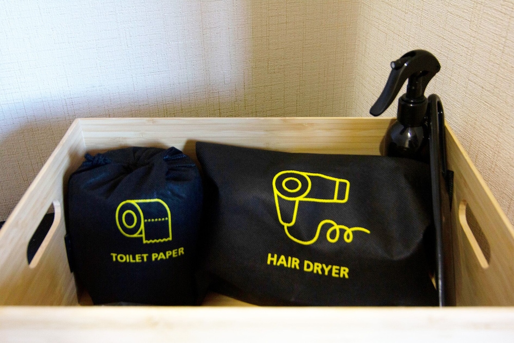 スーペリア ツインルーム 禁煙 客室1 | CHECK inn 大阪新今宮