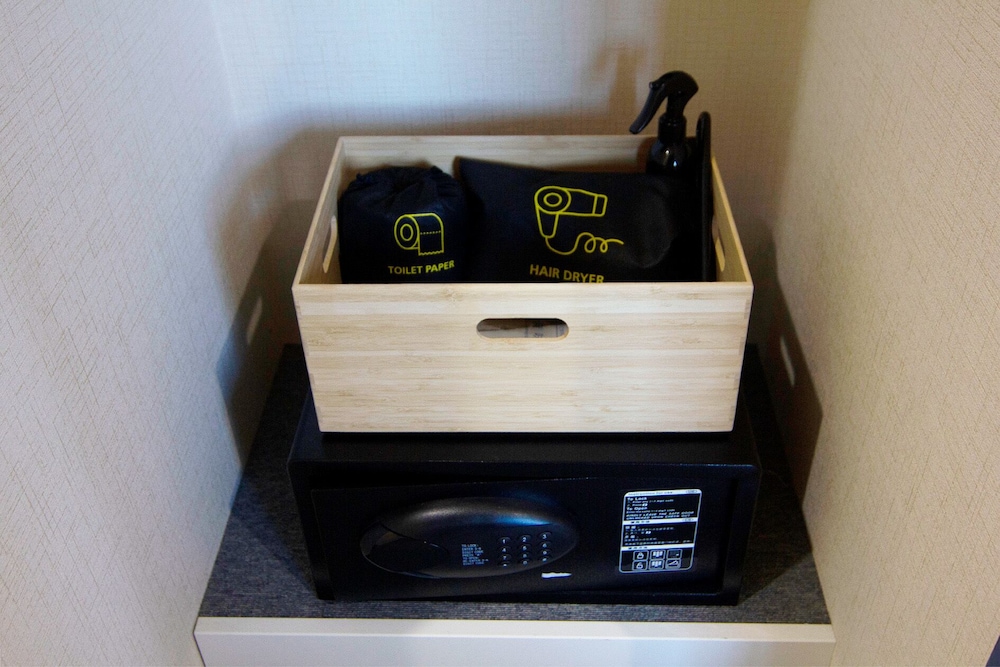 スタンダード ツインルーム 禁煙 客室1 | CHECK inn 大阪新今宮